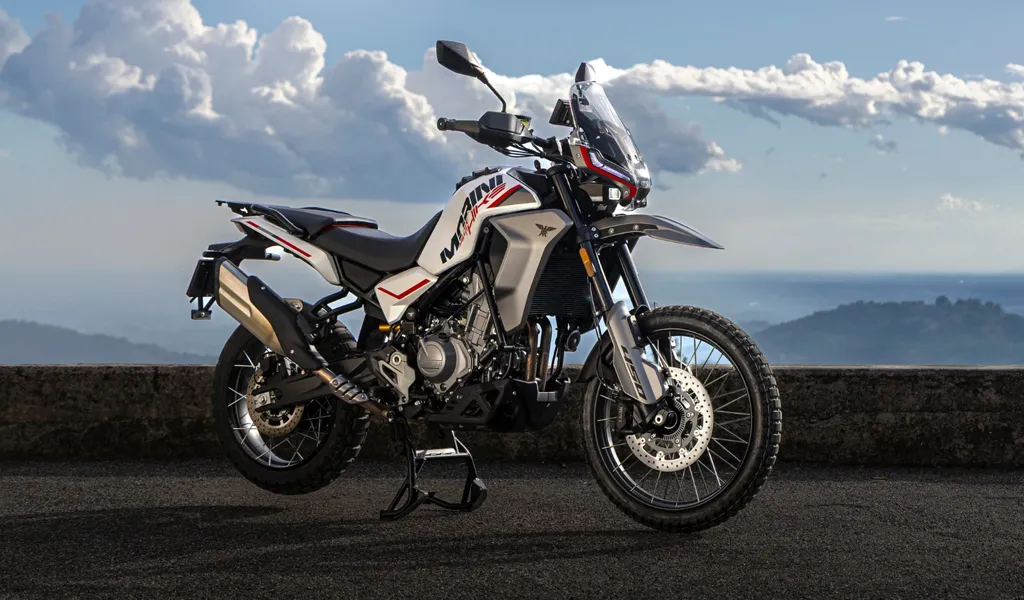 Moto Morini ALLTRHIKE: Il nome dice tutto, l’avventura è nel suo DNA